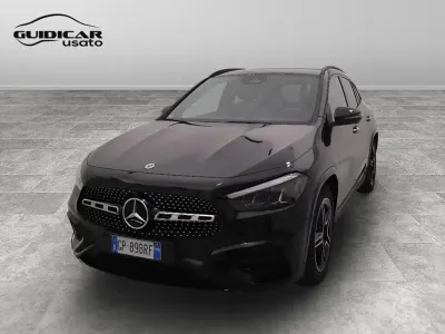 Usata Mercedes GLA180 Advanced Plus 116 CV (85 kW) 2023 Nero SUV