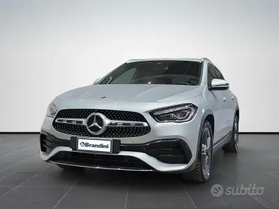 Usata Mercedes GLA180 Premium 116 CV (85 kW) 2023 Grigio SUV