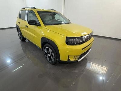 Nuova Fiat Grande Panda La Prima 101 CV (74 kW) 2025 Giallo Utilitaria