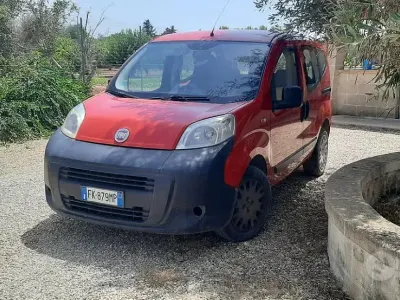 Usata Fiat Qubo Trekking 75 CV (55 kW) 2014 Rosso Monovolume