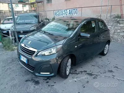 Usata Peugeot 108 Active 69 CV (50 kW) 2015 Grigio Berlina