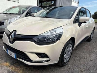Usata Renault Clio IV Zen 90 CV (66 kW) 2017 Grigio Utilitaria