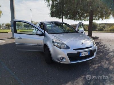 Usata Renault Clio IV 75 CV (55 kW) 2012 Grigio Berlina