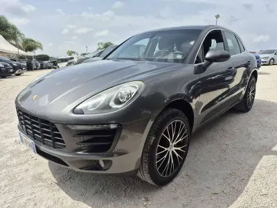 Usata Porsche Macan 250 CV (183 kW) 2015 Grigio SUV