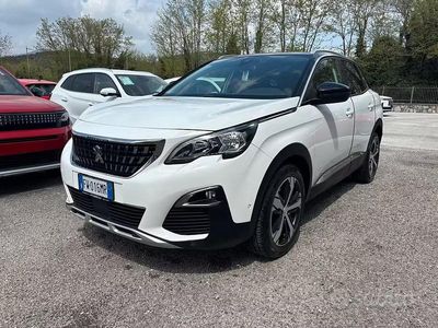 Usata Peugeot 3008 Allure 130 CV (95 kW) 2019 Bianco SUV