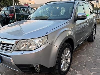 Usata Subaru Forester Exclusive+ 150 CV (110 kW) 2013 Argento SUV