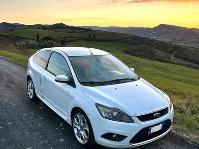 Usata Ford Focus Titanium 110 CV (80 kW) 2009 Bianco Coupé