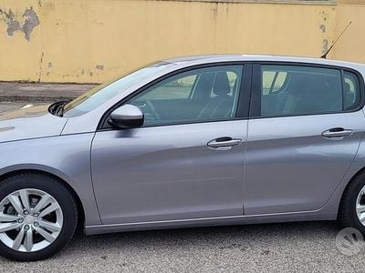 Usata Peugeot 308 Active 110 CV (80 kW) 2014 Grigio Berlina