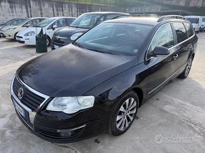 Usata VW Passat Highline 140 CV (102 kW) 2010 Nero Station wagon