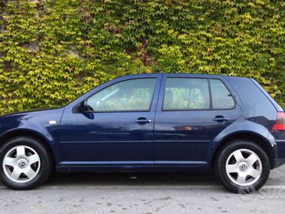 usata VW Golf IV Golf 1.9 TDI/110 CV cat 5 porte Highline