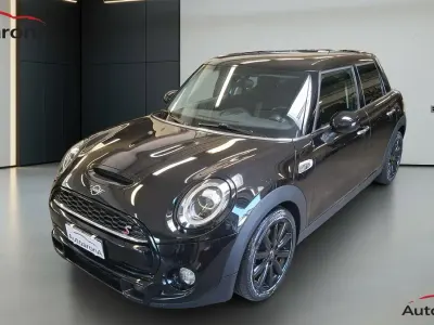 Usata Mini Cooper SD Hype 170 CV (125 kW) 2019 Nero Utilitaria