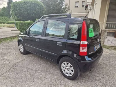 Usata Fiat Panda Emotion 69 CV (50 kW) 2006 Nero Utilitaria