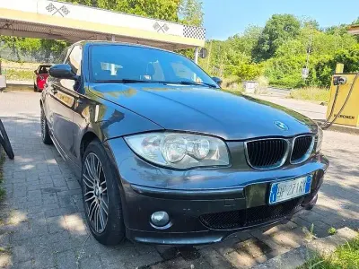 Usata BMW 120 M Sport 163 CV (119 kW) 2007 Grigio Utilitaria