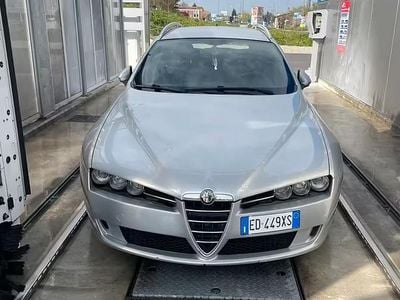 Usata Alfa Romeo 159 120 CV (88 kW) 2011 Grigio Station wagon