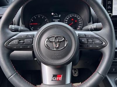 Usata Toyota Yaris 2022 Nero Utilitaria