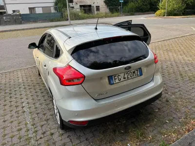 Usata Ford Focus Titanium X 120 CV (88 kW) 2016 Grigio Berlina