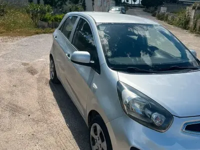Usata Kia Picanto 69 CV (50 kW) 2013 Grigio Utilitaria