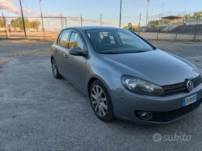 Usata VW Golf VI 140 CV (102 kW) 2010 Grigio Utilitaria