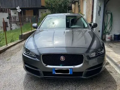Usata Jaguar XE Business Edition 179 CV (131 kW) 2019 Berlina