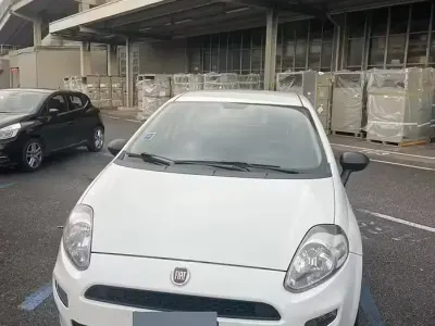 Usata Fiat Grande Punto 77 CV (56 kW) 2017 Utilitaria