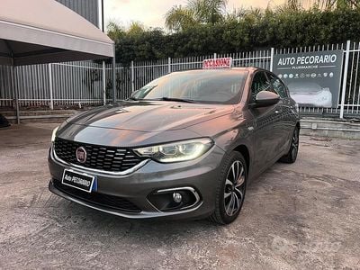 Usata Fiat Tipo Lounge 119 CV (87 kW) 2016 Grigio Berlina