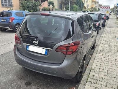 Usata 2015 Opel Meriva Design Edition Monovolume | 9000 € (Molto cara)