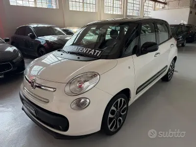Usata Fiat 500L Lounge 84 CV (61 kW) 2014 Bianco Monovolume