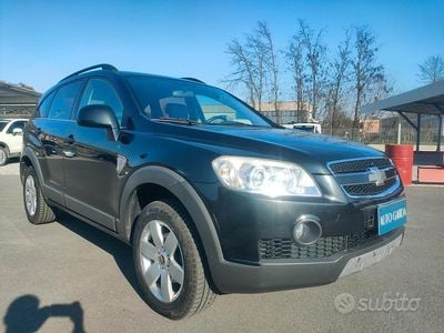 Usata Chevrolet Captiva 126 CV (92 kW) 2010 Nero SUV