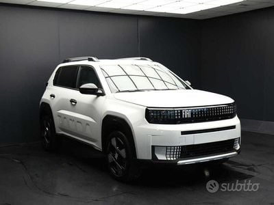 Nuova Fiat Grande Panda La Prima 110 CV (80 kW) 2025 Bianco Utilitaria