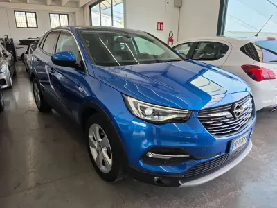 Usata Opel Grandland X Ultimate 131 CV (96 kW) 2018 Blu/azzurro SUV