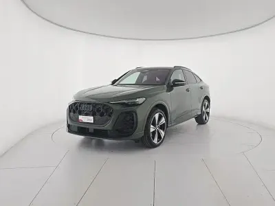 Usata Audi Q5 Sportback S-Line 204 CV (150 kW) 2025 Verde SUV