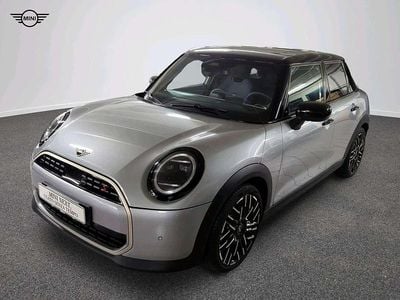 Usata Mini Cooper Favoured 150 kW (204 CV) 2025 Grigio Utilitaria