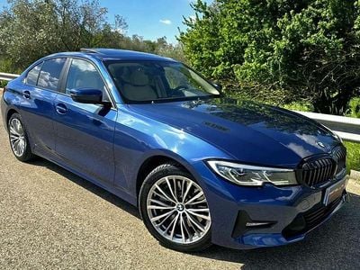 Usata BMW 330 Luxury Line 286 CV (210 kW) 2021 Blu/azzurro Berlina
