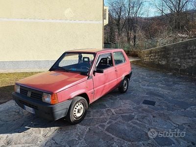 Usata Fiat Panda 45 CV (33 kW) 2001 Rosso Utilitaria