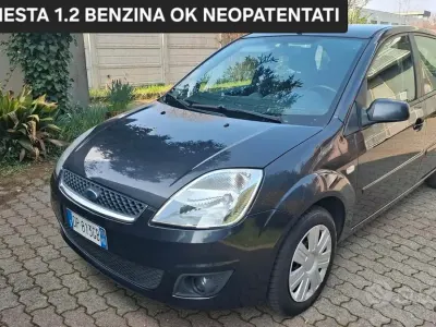 Usata Ford Fiesta Ghia 75 CV (55 kW) 2008 Blu Utilitaria