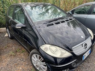 Mercedes A200