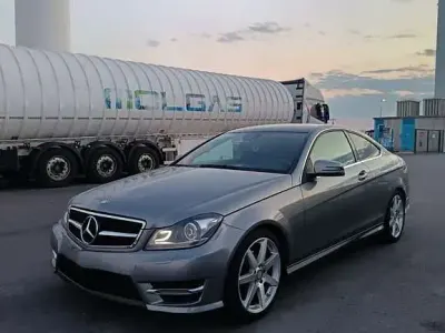 Usata Mercedes C220 Executive 170 CV (125 kW) 2015 Coupé