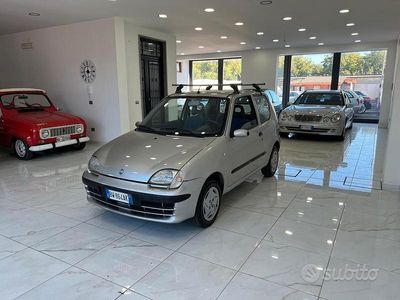 Usata Fiat 600 54 CV (39 kW) 2002 Grigio Utilitaria
