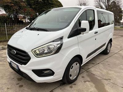 Usata Ford Transit Custom Trend 131 CV (96 kW) 2022 Bianco Station wagon