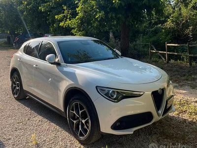 Usata Alfa Romeo Stelvio 210 CV (154 kW) 2018 Bianco SUV