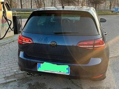 Usata VW Golf VII R-line 125 CV (91 kW) 2017 Blu Berlina
