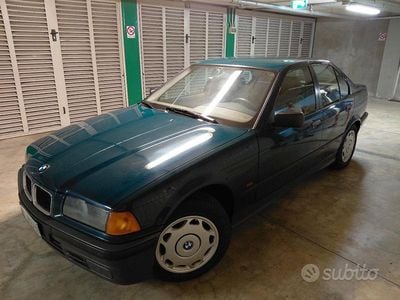 Usata BMW 320 150 CV (110 kW) 1991 Verde Berlina