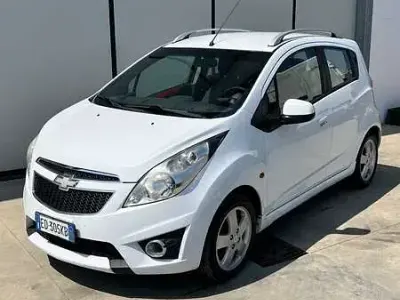 Usata Chevrolet Spark LT 82 CV (60 kW) 2010 Bianco Utilitaria