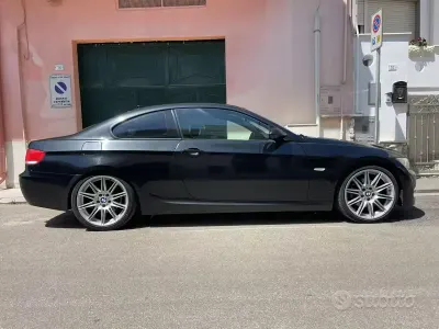 Usata BMW 320 Efficient Dynamics 177 CV (130 kW) 2009 Coupé