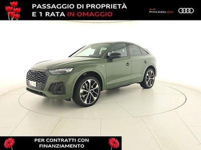 Usata Audi Q5 Sportback Ambiente 299 CV (219 kW) 2024 Verde distretto metallizzato SUV