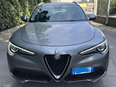 Usata Alfa Romeo Stelvio 190 CV (139 kW) 2020 Grigio SUV