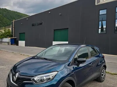 Usata Renault Captur Life 90 CV (66 kW) 2017 Bluazzurro SUV