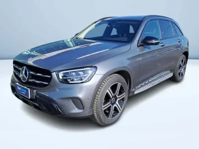 Usata Mercedes GLC220 194 CV (142 kW) 2022 Grigio SUV