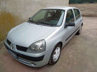 Renault Clio II