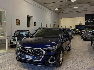 Usata Audi Q3 Comfort 150 CV (110 kW) 2021 Blu SUV